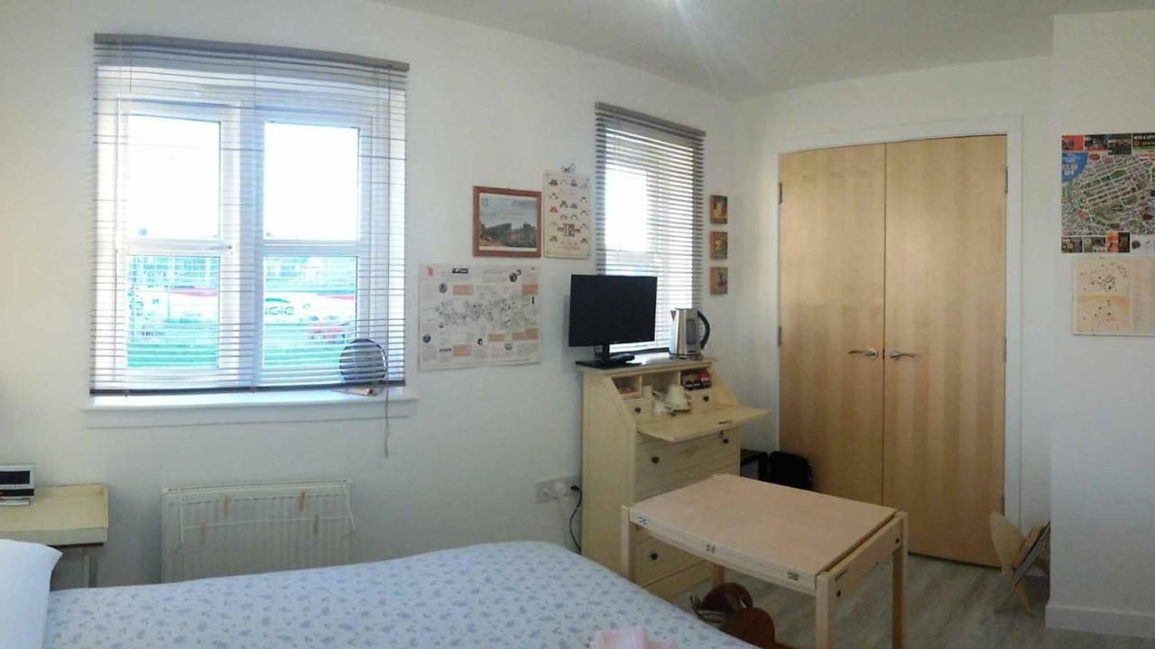 Broomhouse Homestay 爱丁堡 外观 照片