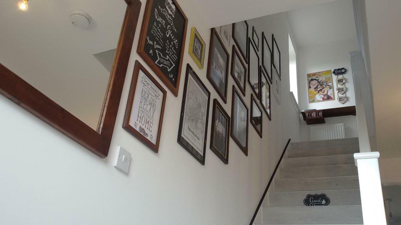 Broomhouse Homestay 爱丁堡 外观 照片